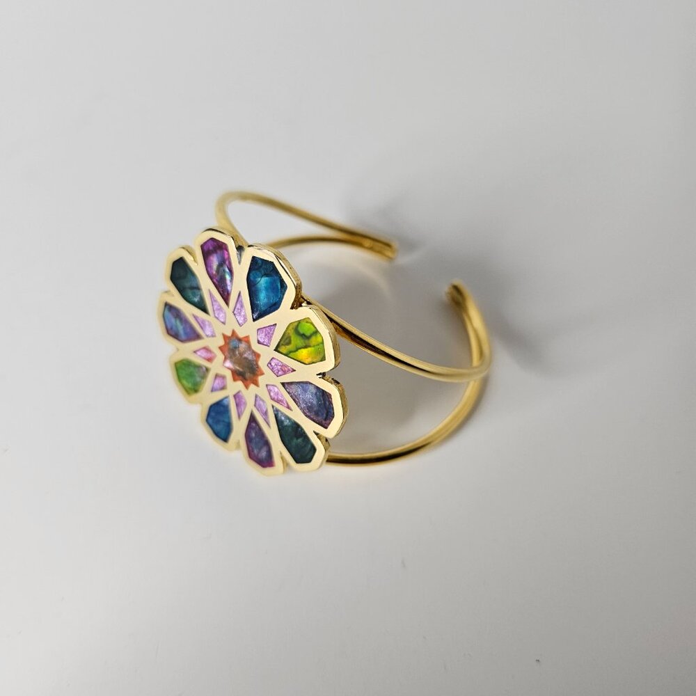 Geometric Shape Cuff - Picture 2 of 4